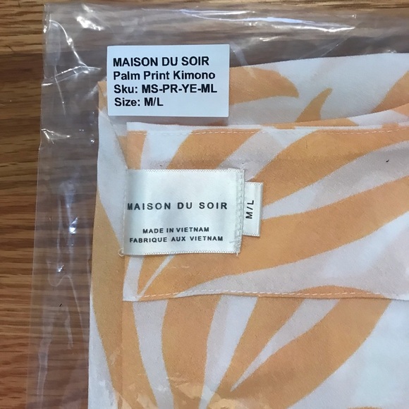 ☀️Magnolia Luxe Robe & Matching Sleep Mask - Picture 5 of 7